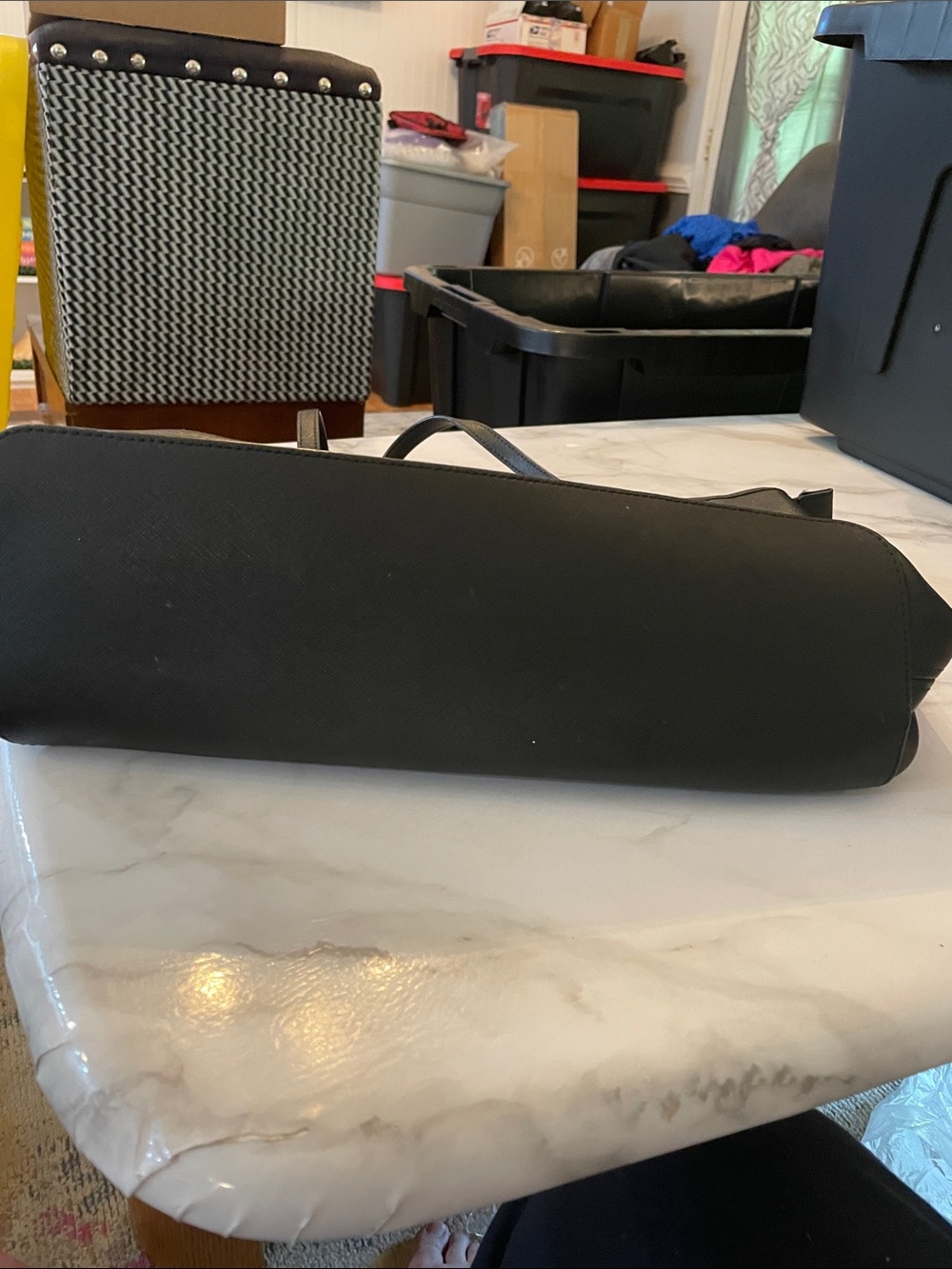 Black bag - Picture 2 of 4